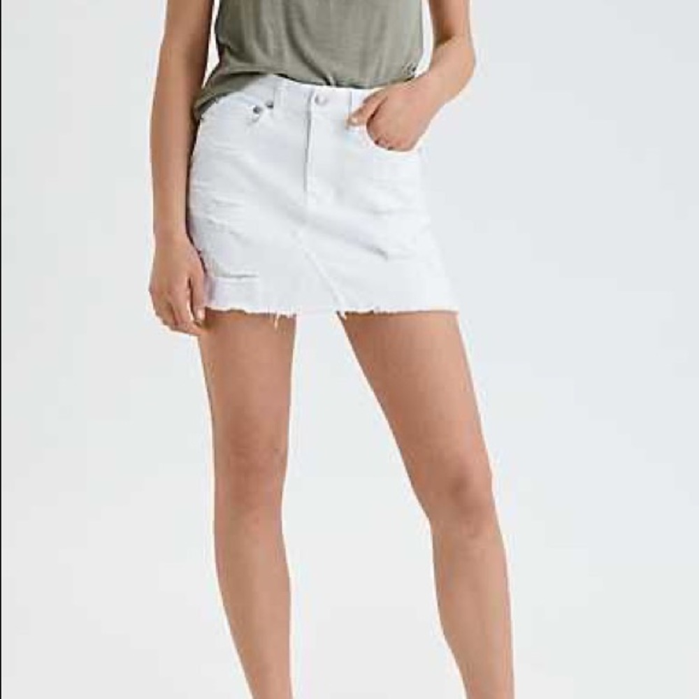 AE HIGH- WAISTED FESTIVAL DENIM SKIRT